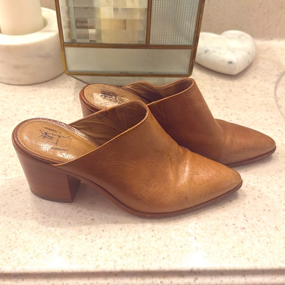 Frye mules